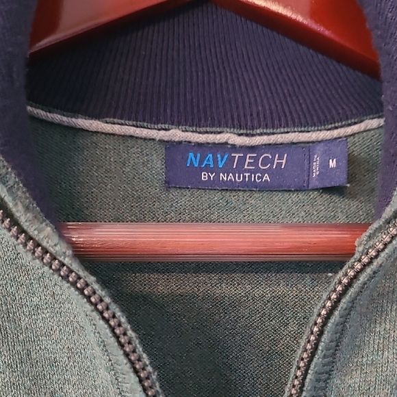 Nautica Men's Green Zip-Up Sweater - Picture 3 of 8